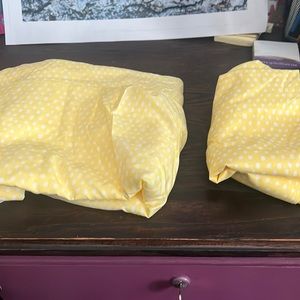 1 flat sheet and 1 pillow case